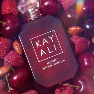 KAYALI LOVEFEST BURNING CHERRY - 95% full just used a few times! 3.4 OZ